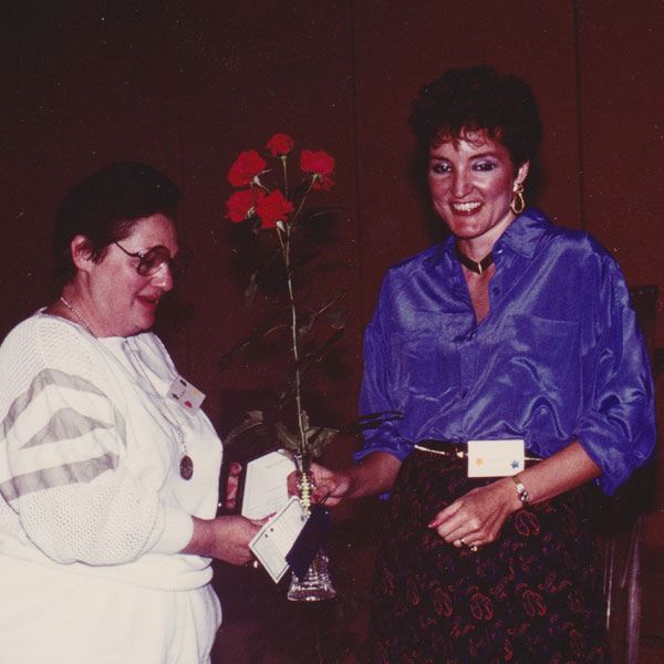 American Rose Society National Convention Award for Best Climber Tempo Chicago Paula Ballin
